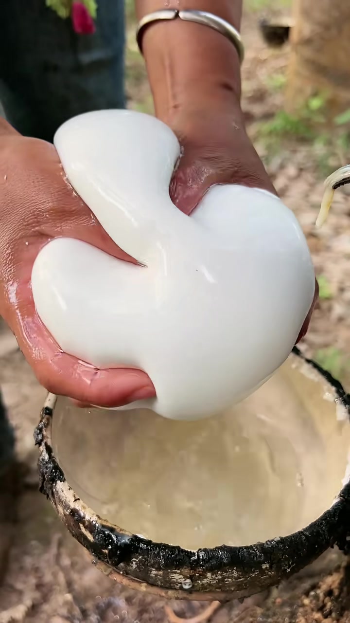 PriceSeek提示：丁苯橡胶价格上调100元吨