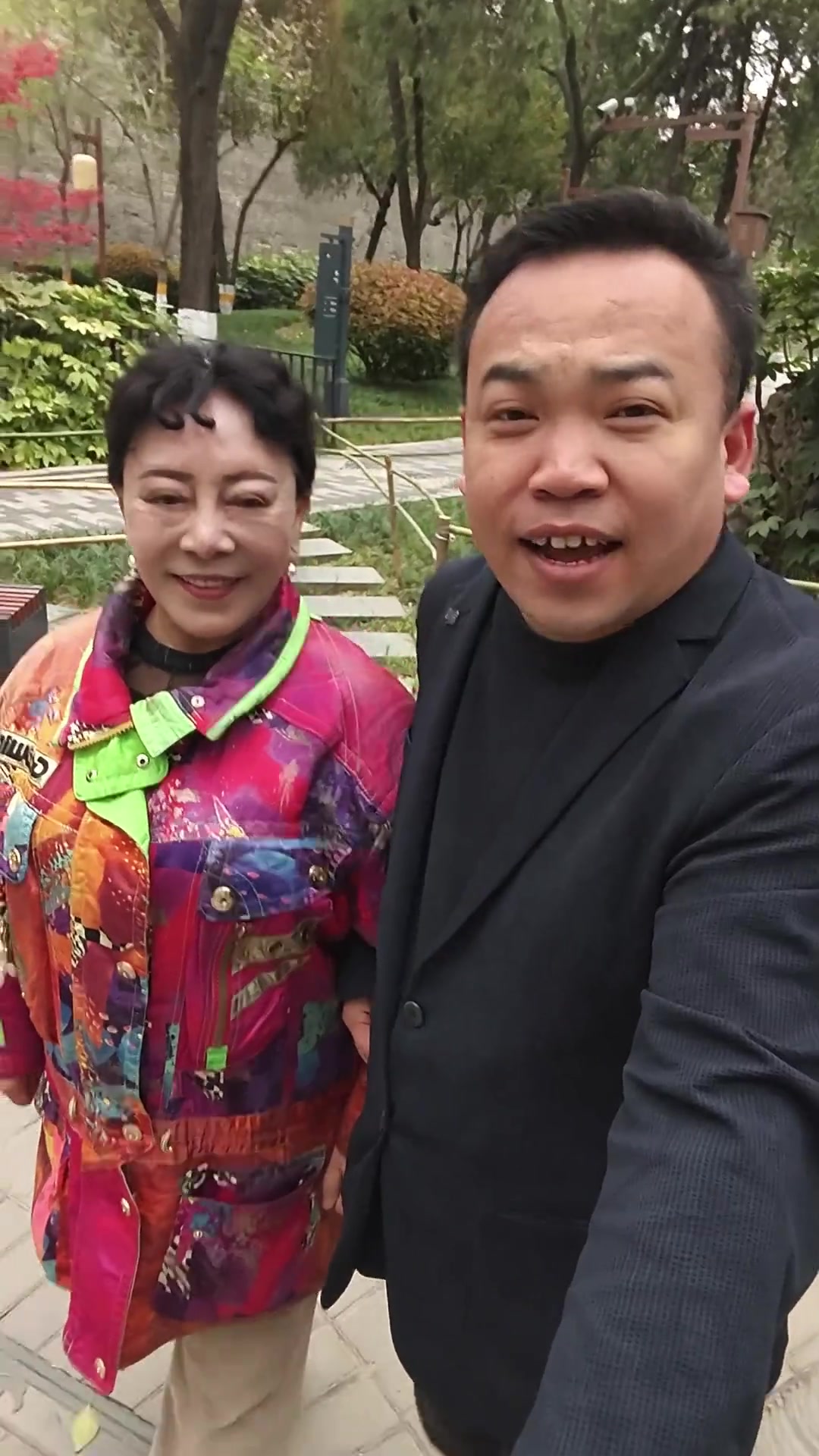 百家碎戏演员招募李慧封韦龙