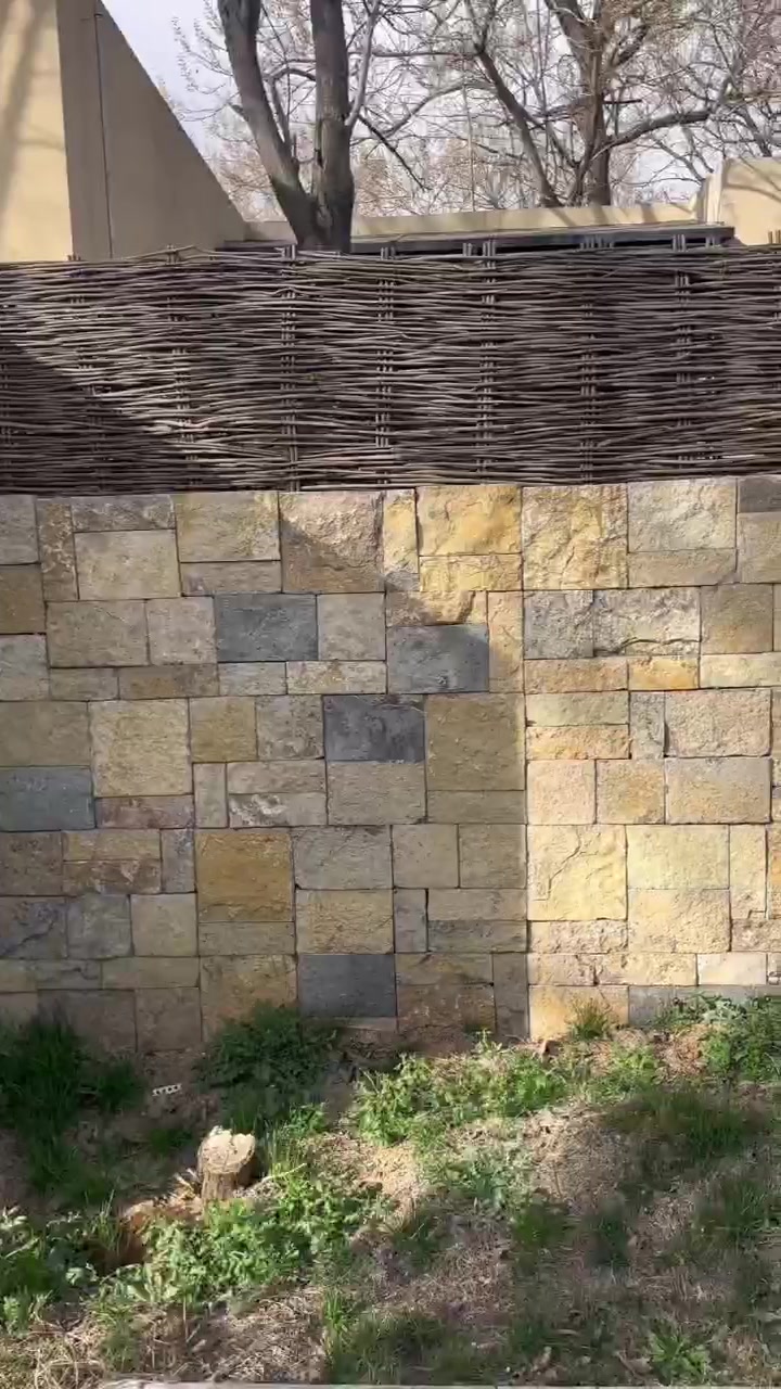 黄锈色别墅庭院复古文化石 城堡石墙砖 自然面古堡石石材