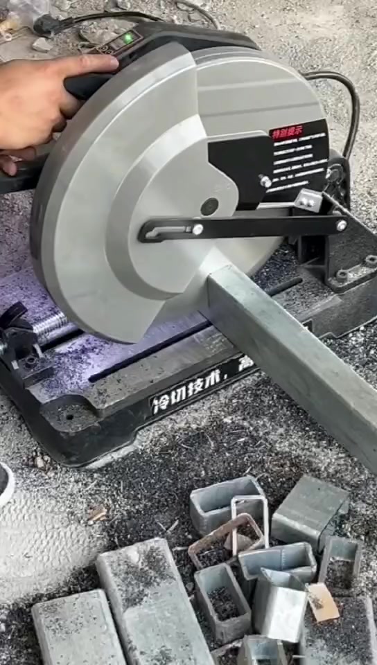 钢筋冷切锯 螺纹钢 钢管滚丝机 切割机