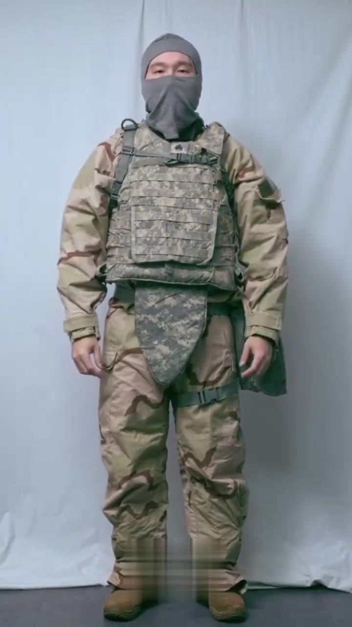 美军老学校战术装备展示,背带裤好评!