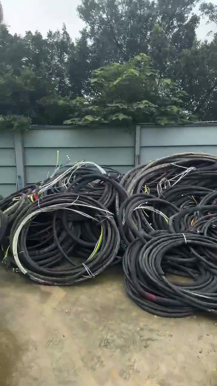 废铁价格波动趋势及回收方法解析