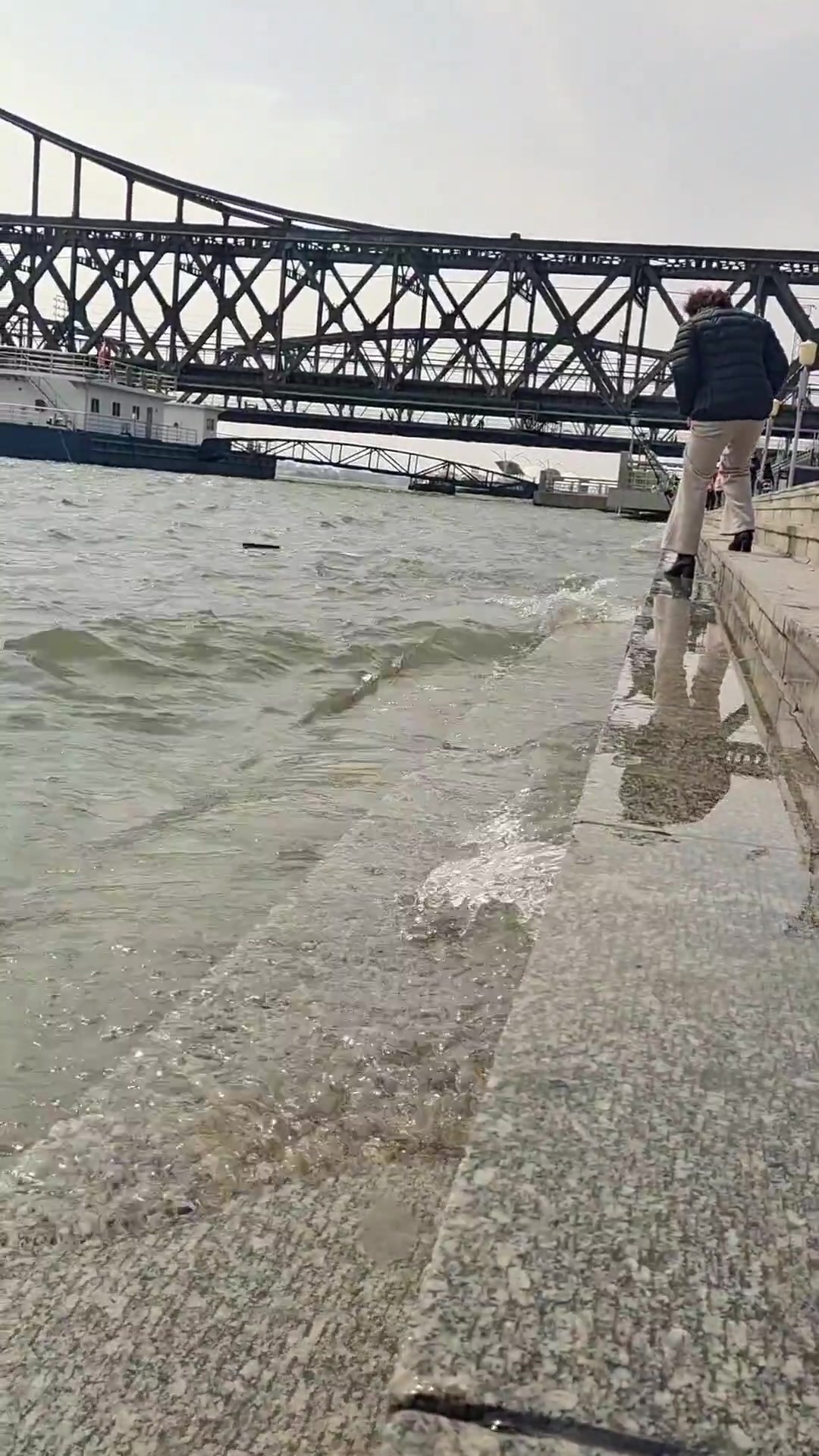鸭绿江天气马上知