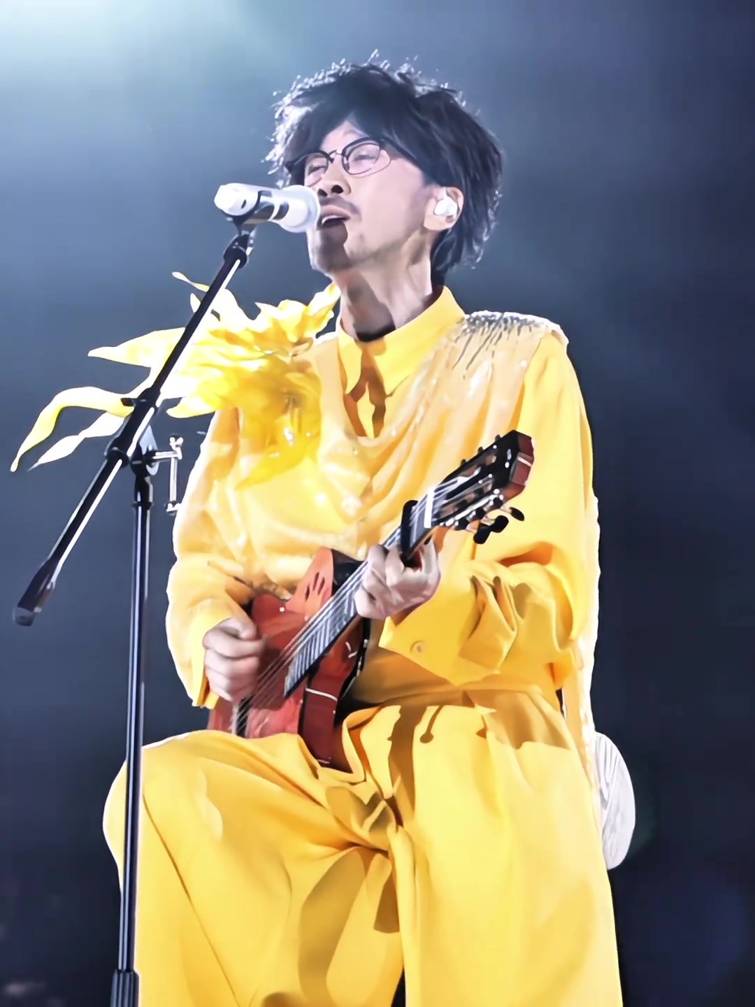 暖风梦里头,呵护纯真的执着,周传雄经典