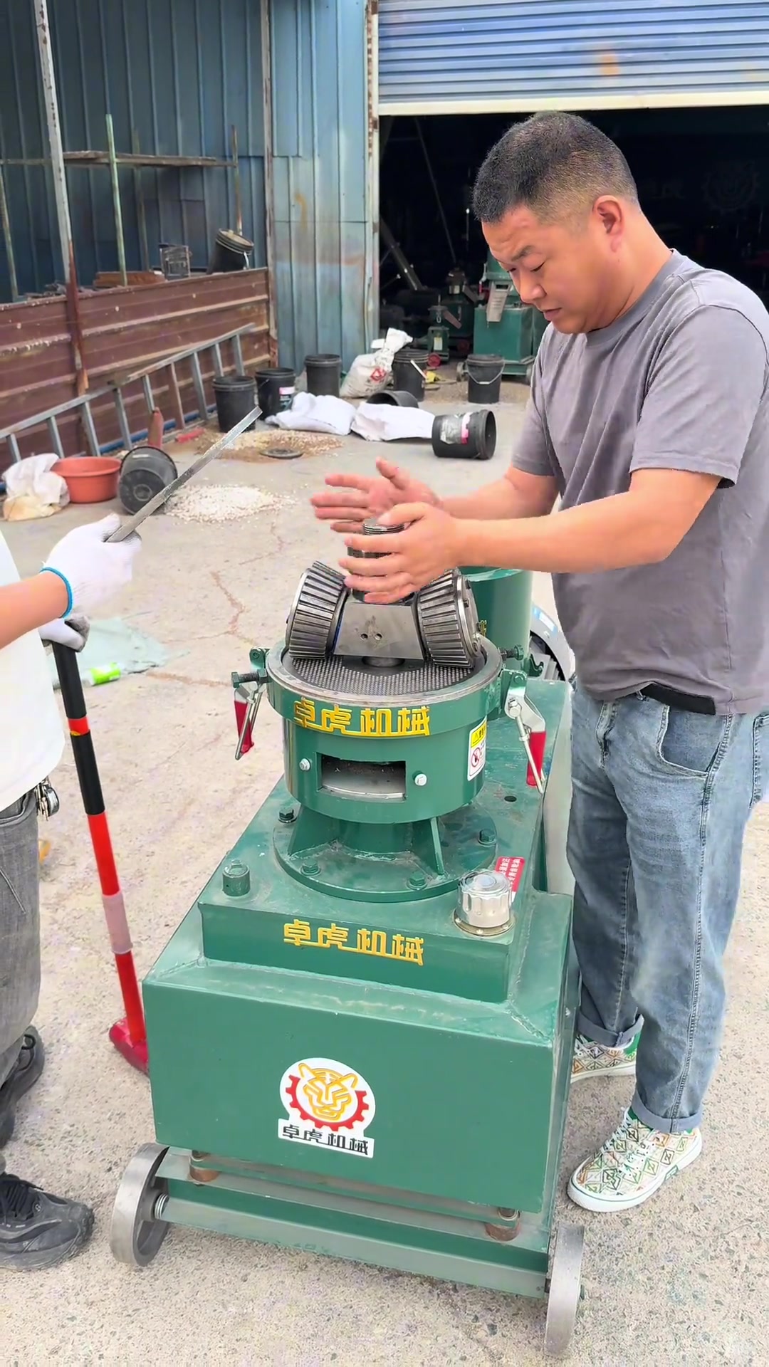 大通县：秸秆“变身”资源 循环农业绘就村庄复兴新图景