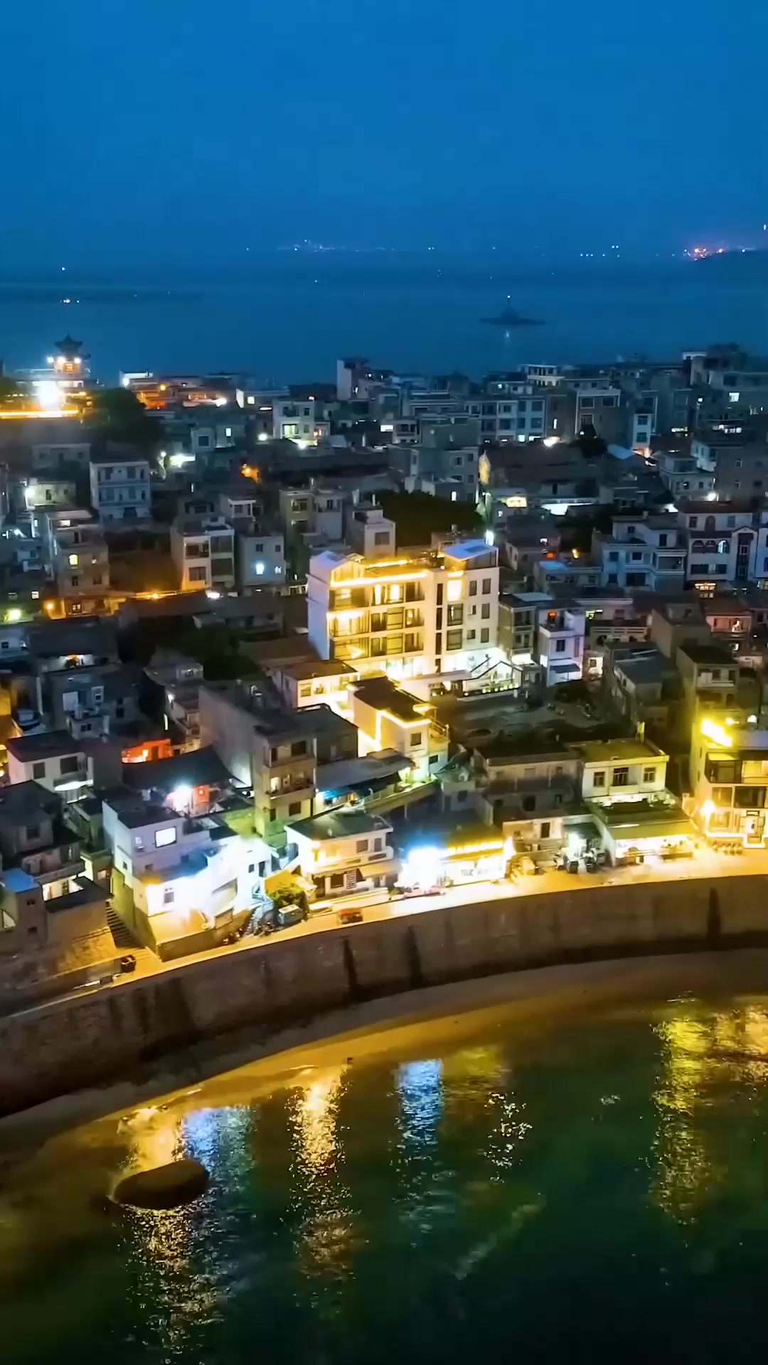 端午旅行,《左耳》拍摄地,房子建在海边小山坡,东山岛南门湾