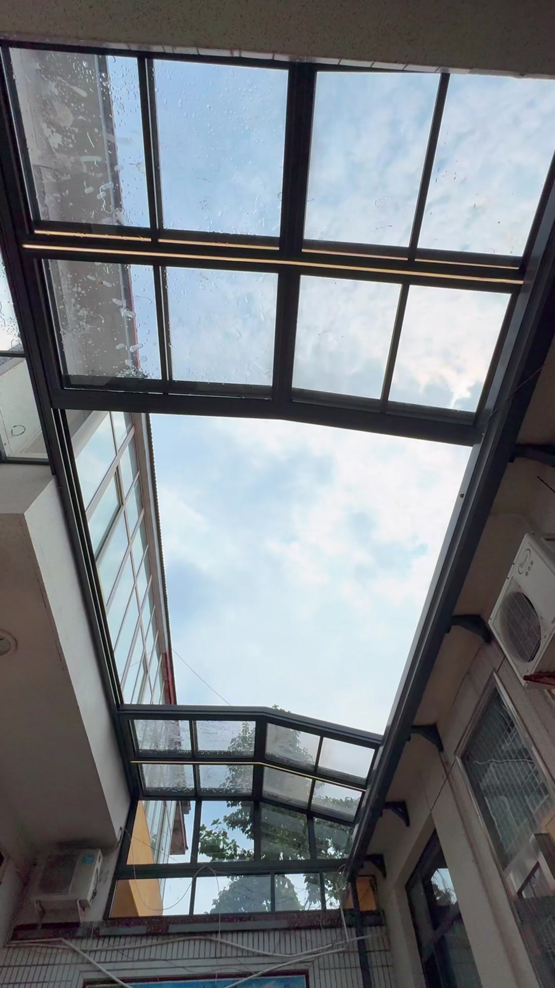 天井阳光房的搭建