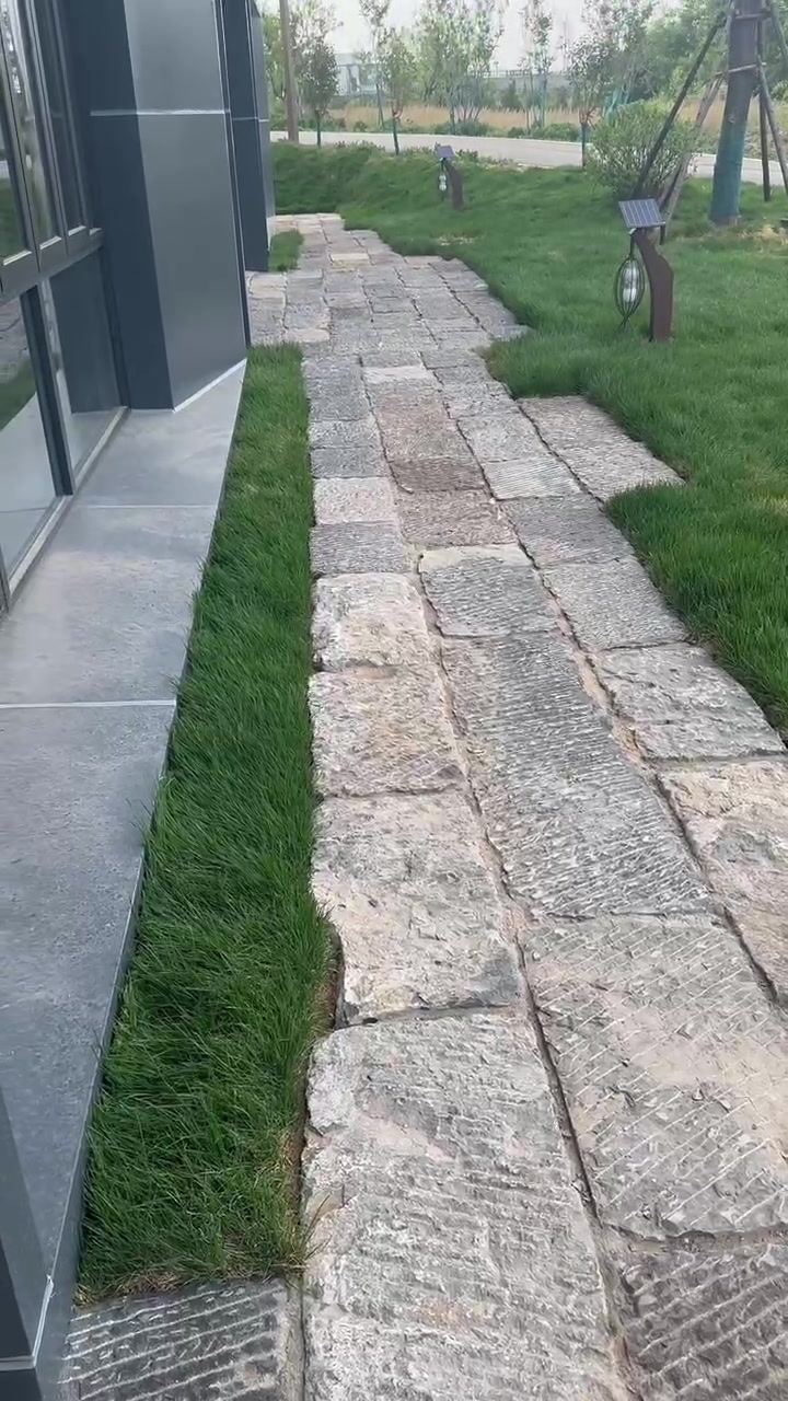 青石老石板铺路石 自然面青石板条石地铺石