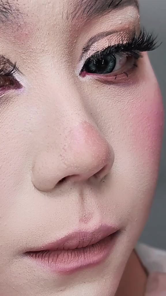 在外出汗脱妆怎么补,新手补妆教程干货