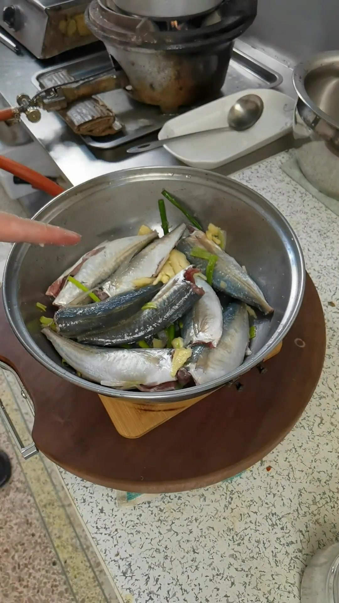 巴浪鱼在潮汕既简单又好吃的做法之一,食粥绝绝子!