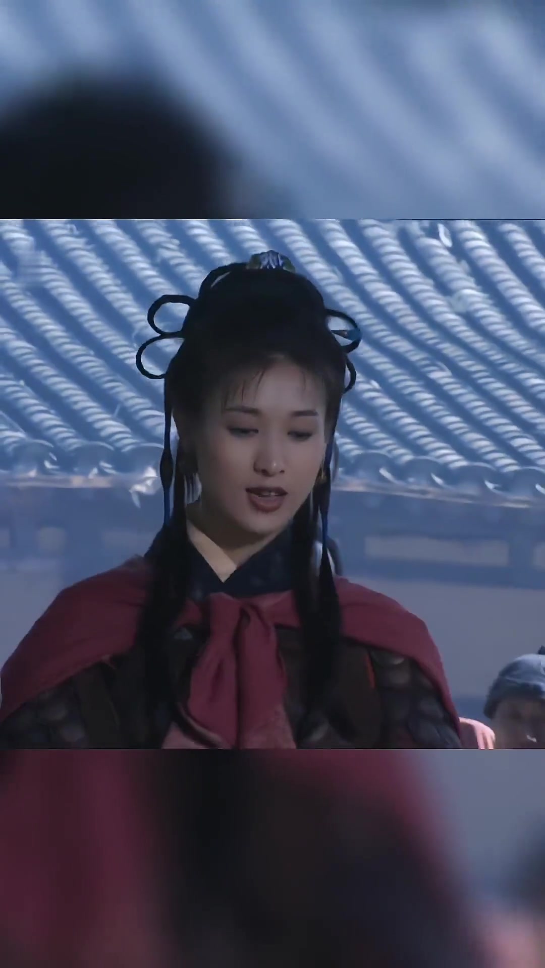 扈三娘爽姐走红毯风采!20多年了,她依旧美得像条美人鱼!