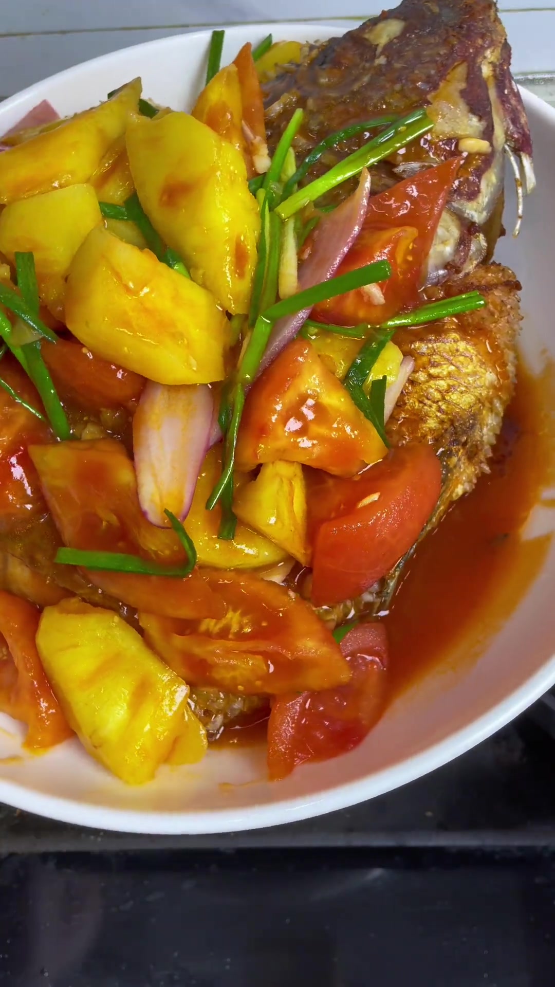 酸甜菠萝鱼,厨房日记随心做,爱吃什么放什么