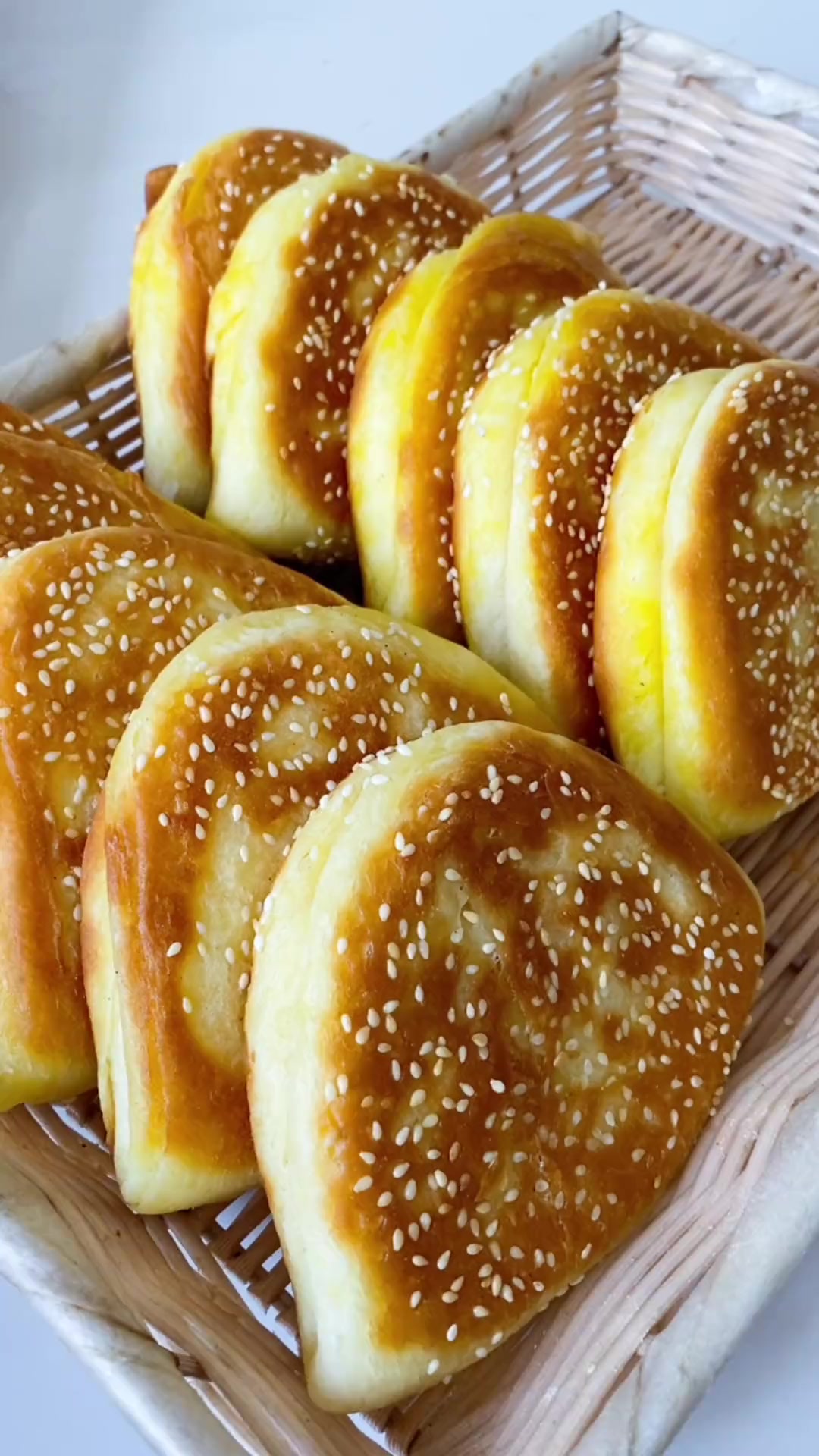 跟小乐做能夹菜的油酥烧饼,简单易学快试试!