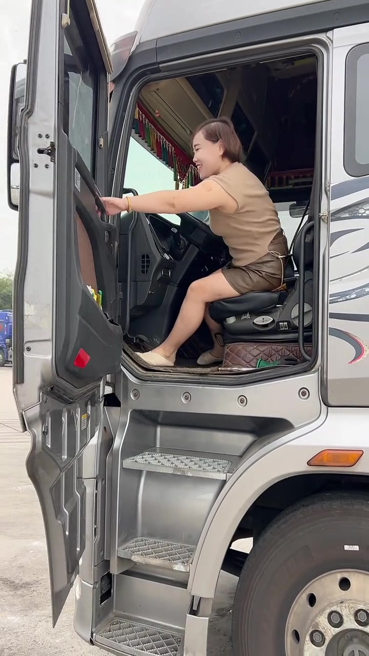 卡车女司机,记录日常生活与工作点滴