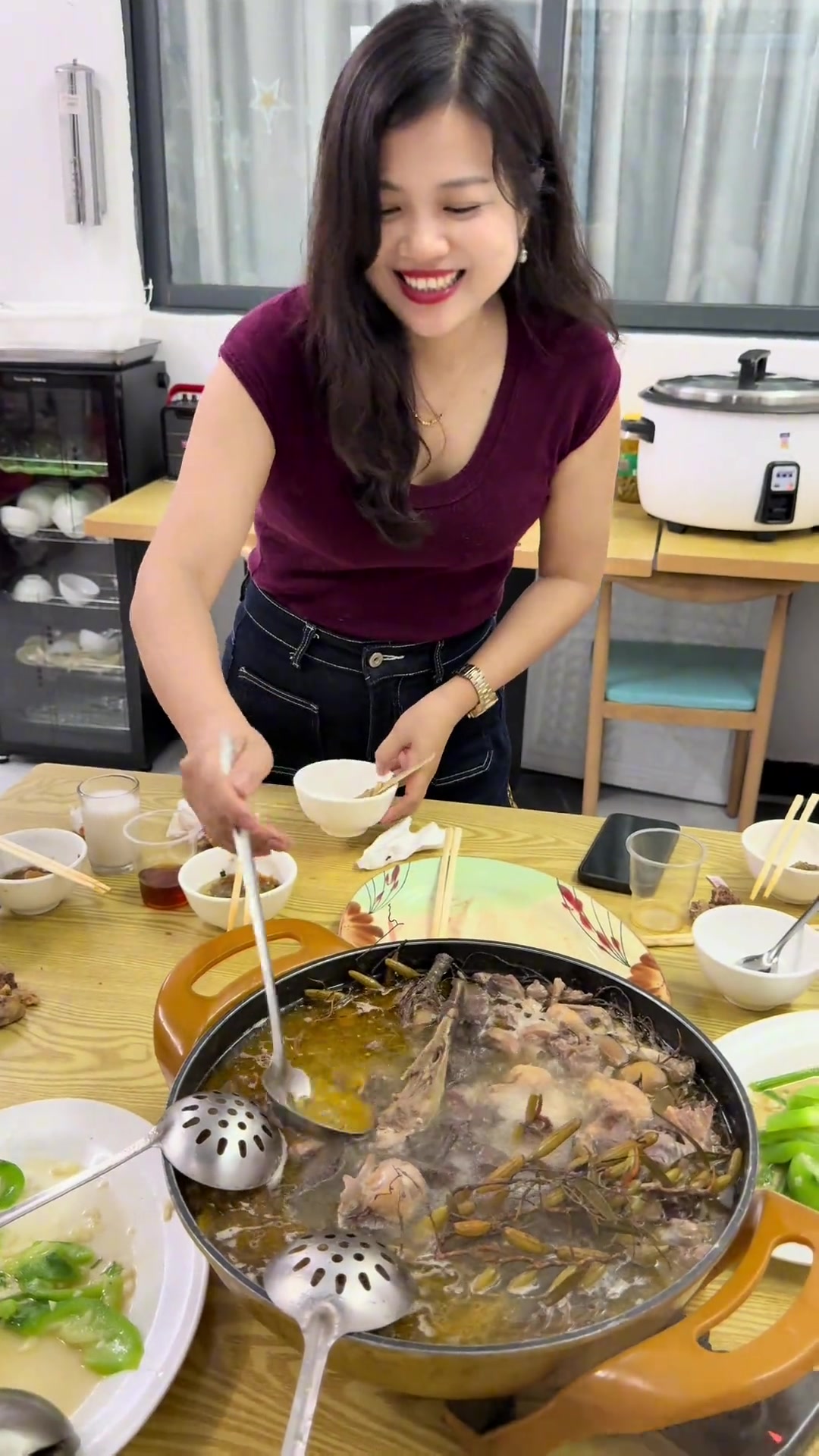 女同学聚餐,真的好难得聚在一起吃饭