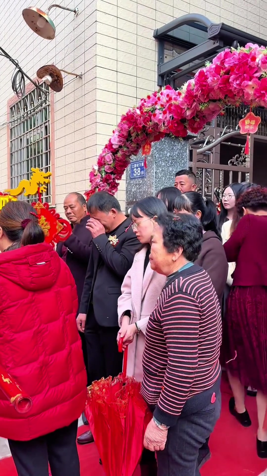 闽南风俗传统婚礼,每个女孩都是父母的心头肉