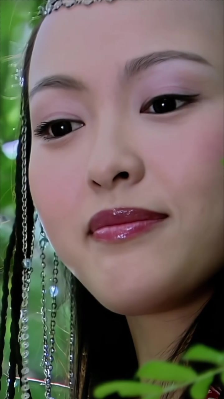 唐嫣仙三紫萱的出场在仙侠剧里至今无人超越