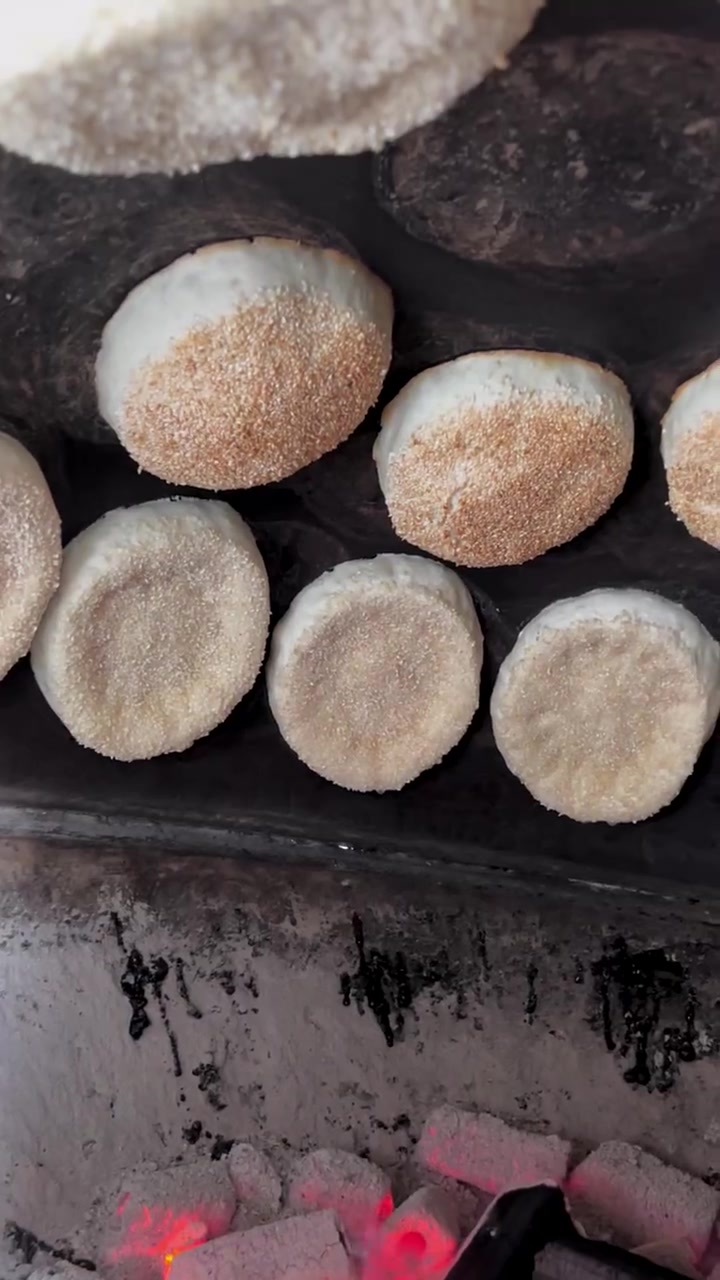 民间吊炉烧饼!菏泽吊炉烧饼!