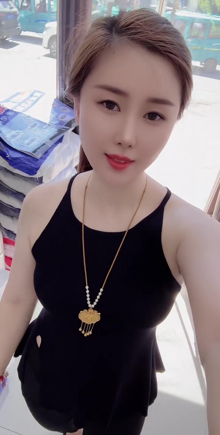 其实女人,都是小鸟依人的温柔模样