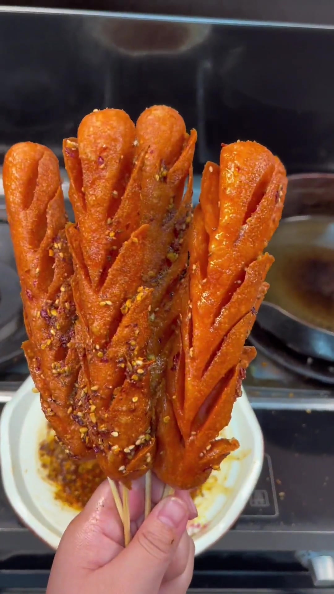 小时候常吃的淀粉肠,煎炸烤皆可,外酥里嫩超美味