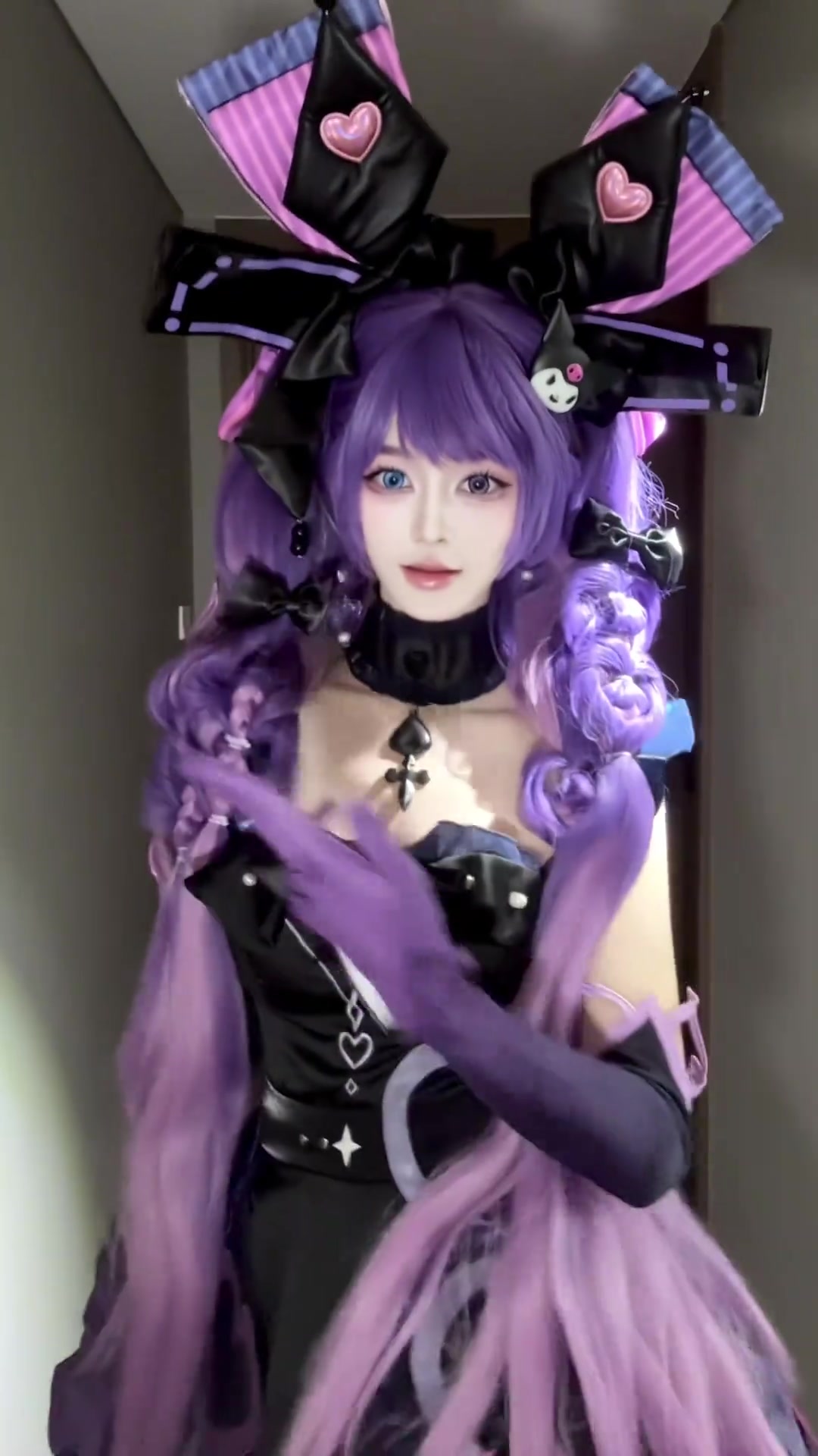 安琪拉cos,王者荣耀角色扮演,刀马手势舞展示