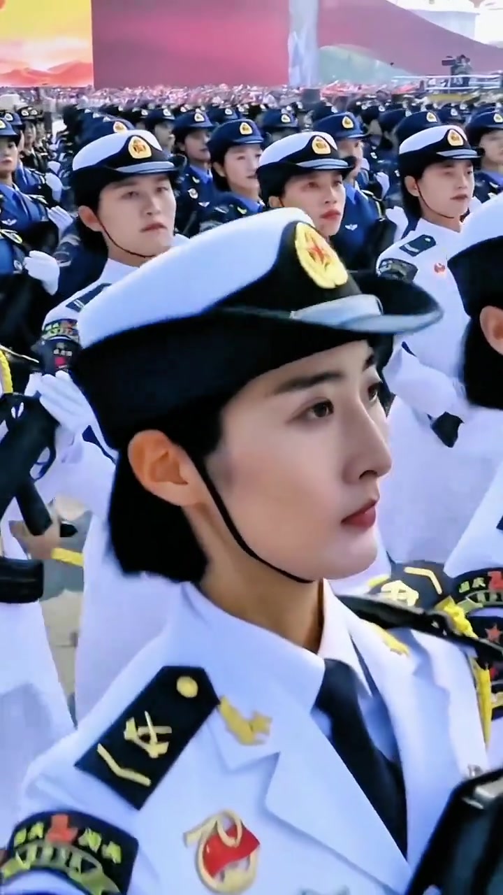 女兵方队,意气风发