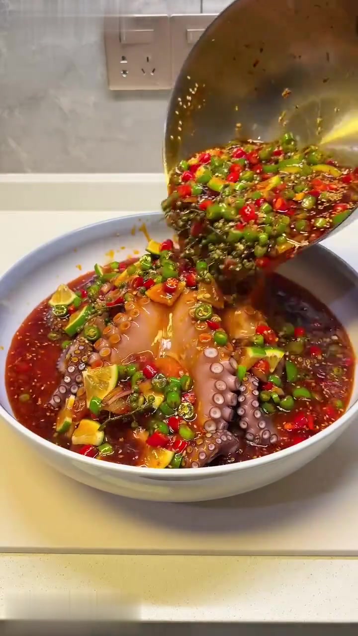 捞汁大章鱼简单犒劳下自己