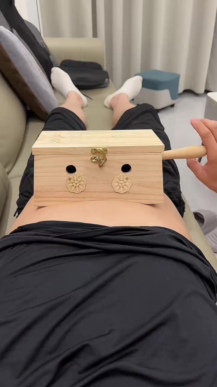 专灸肚子冰凉宫寒体质的实木悬灸艾灸盒