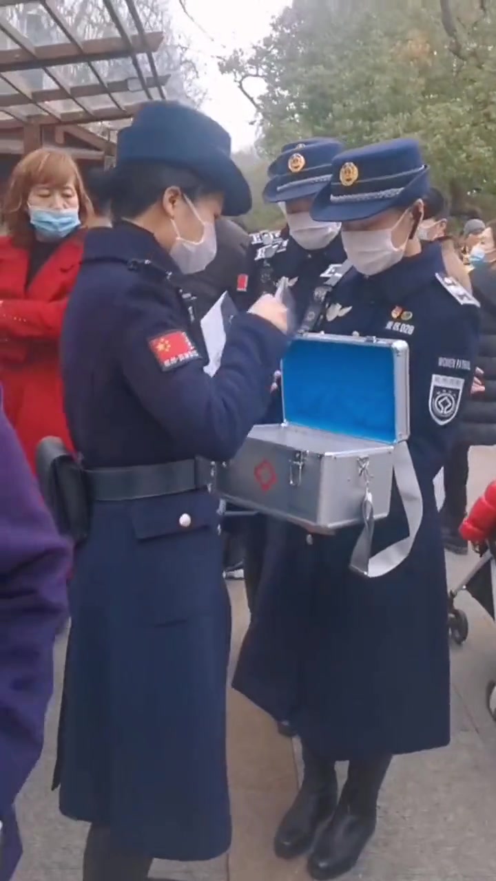 英姿飒爽!西湖女子巡逻队!