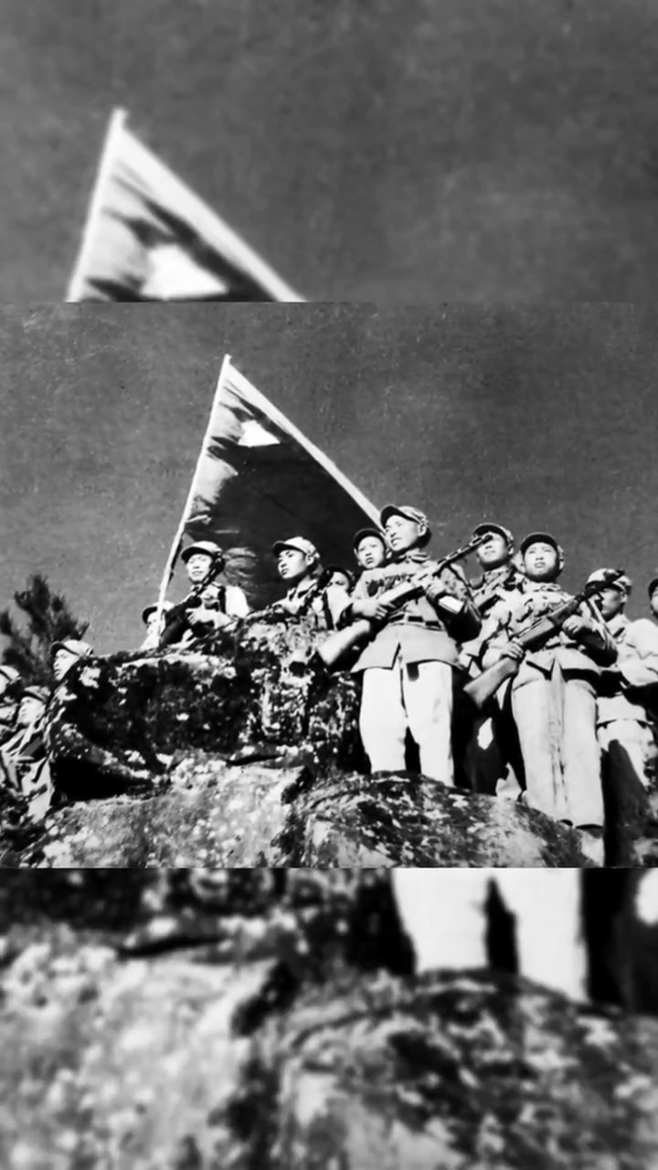 照片拍摄于上甘岭战役,中国人民志愿军第15军45师134团3营8连战士浴血