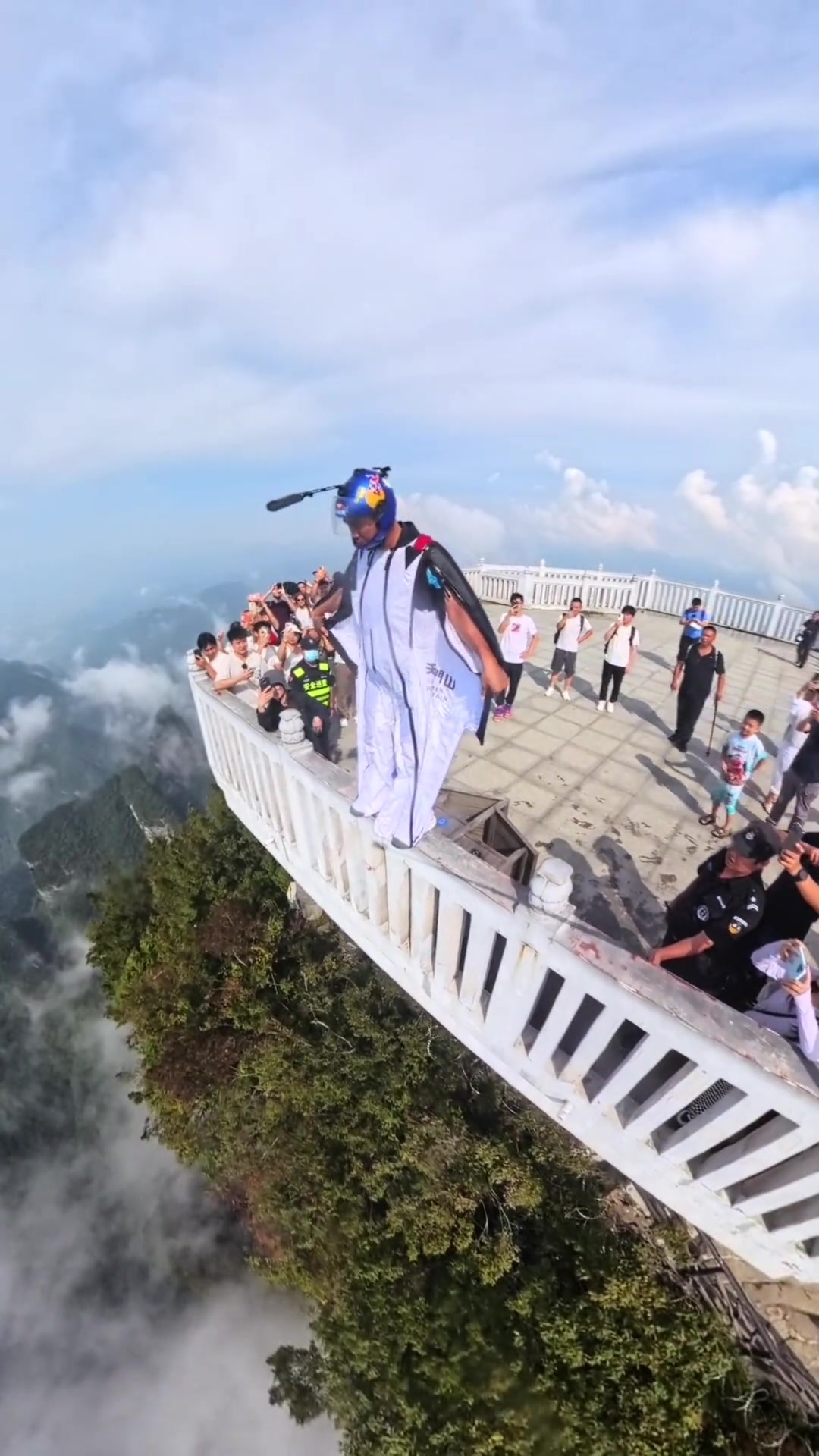 翼装飞行的日常训练