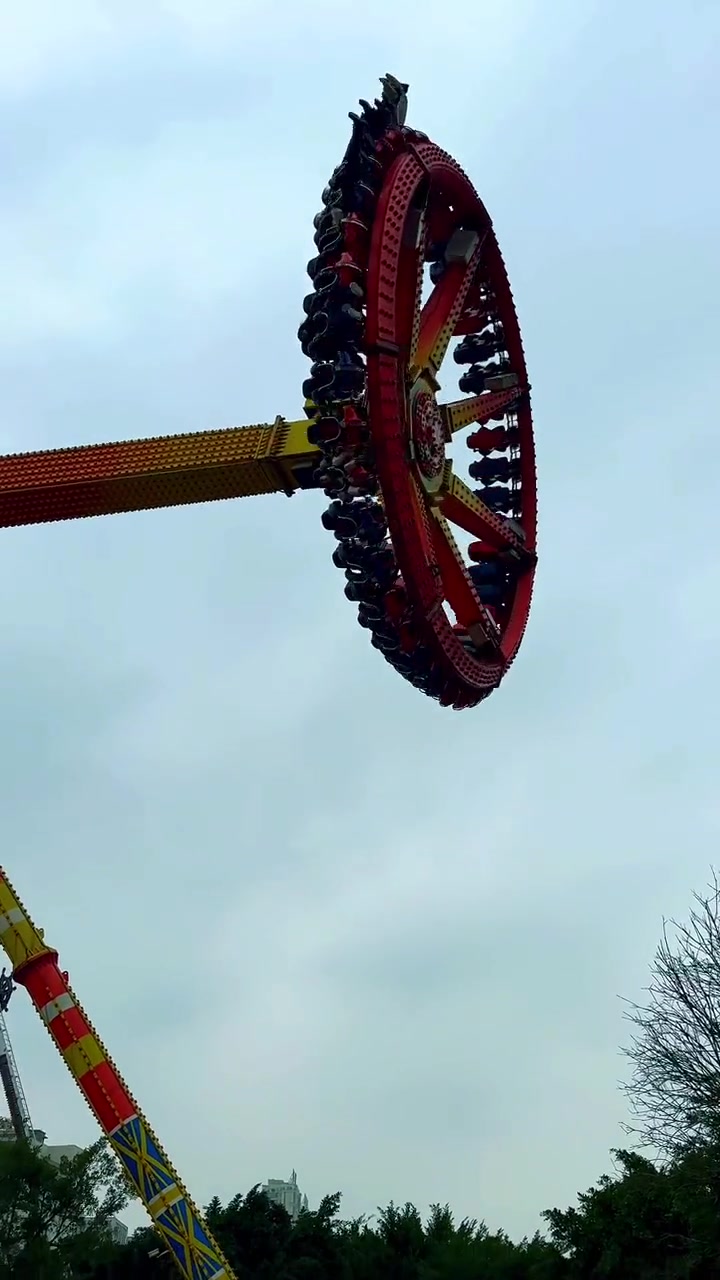 周末遛娃就来圣名游乐城吧!