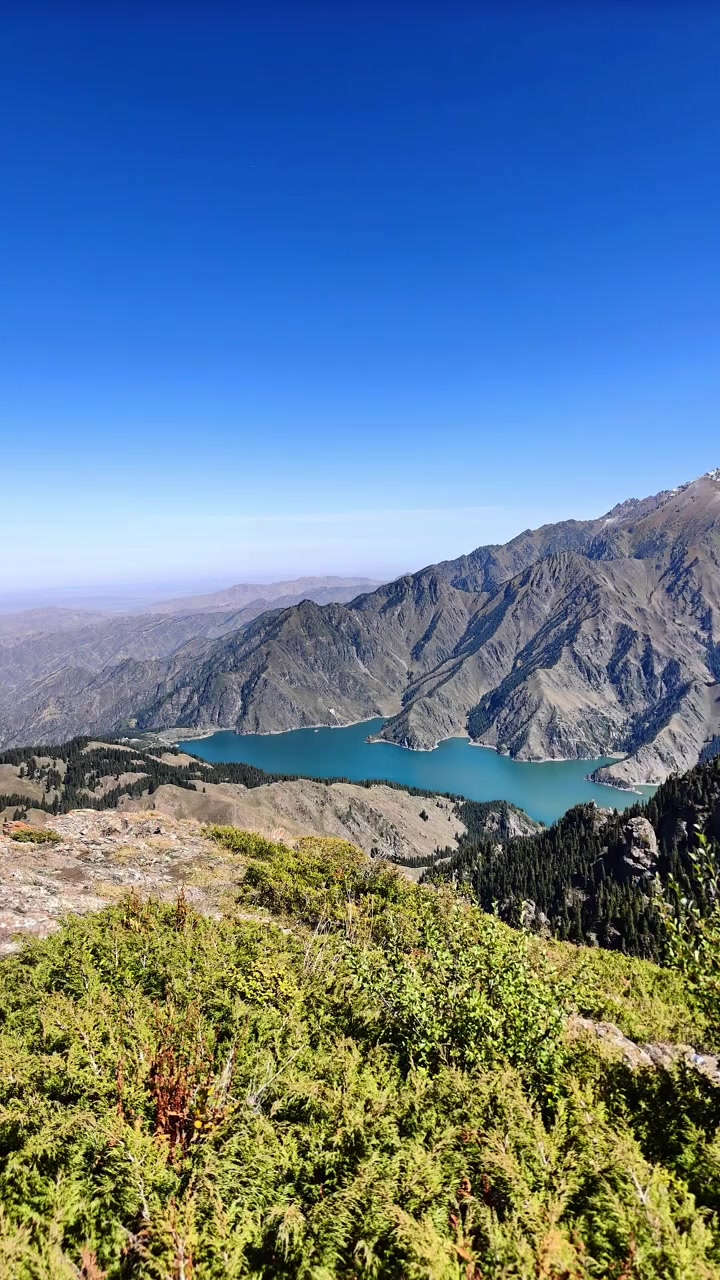新疆天山天池博格达主峰