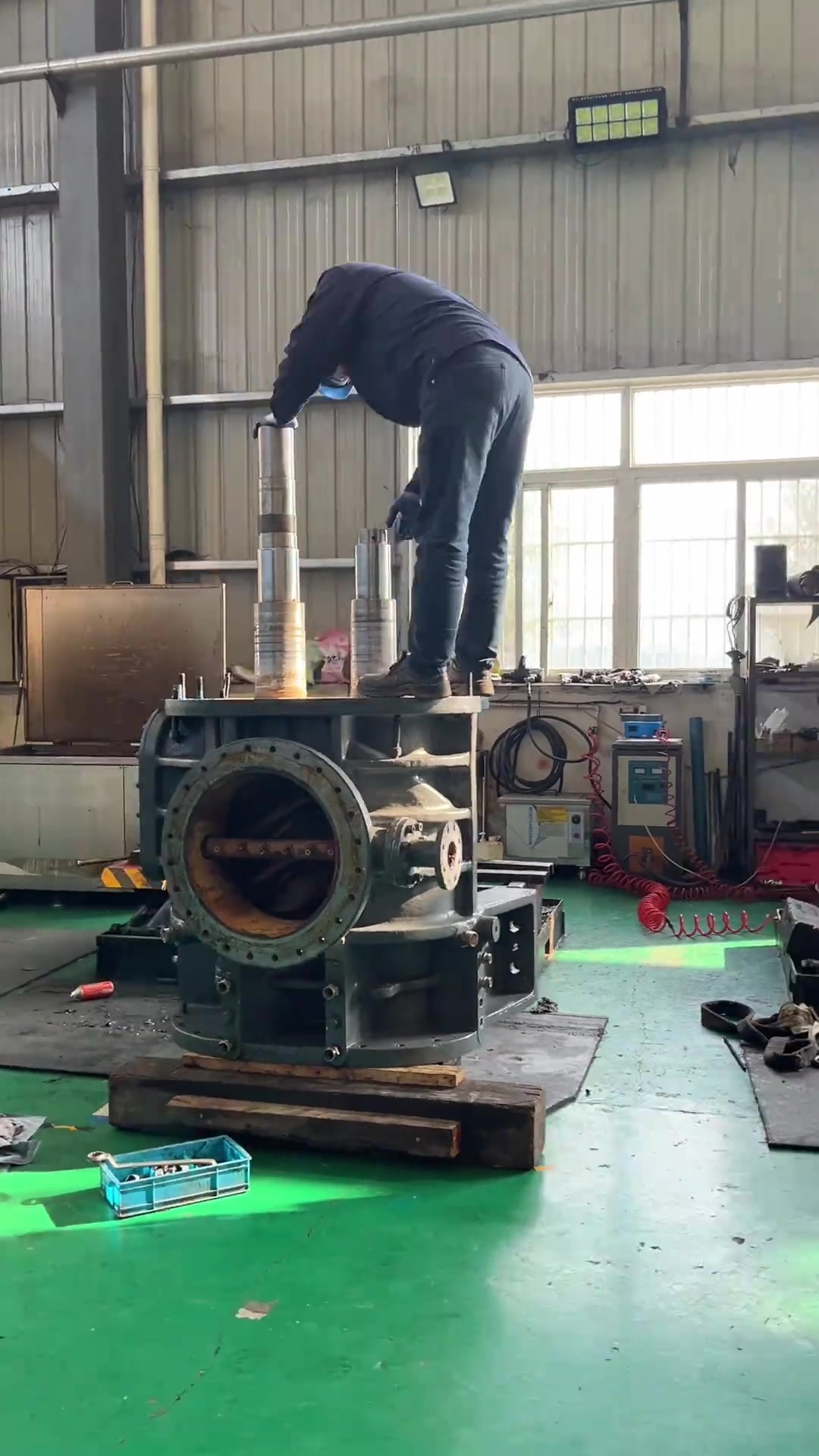 螺杆空压机主机维修,就选河南专业团队