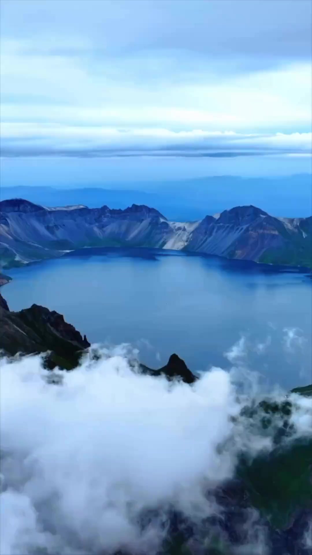 长白山风景动人,暖心服务真诚相待每一位游客