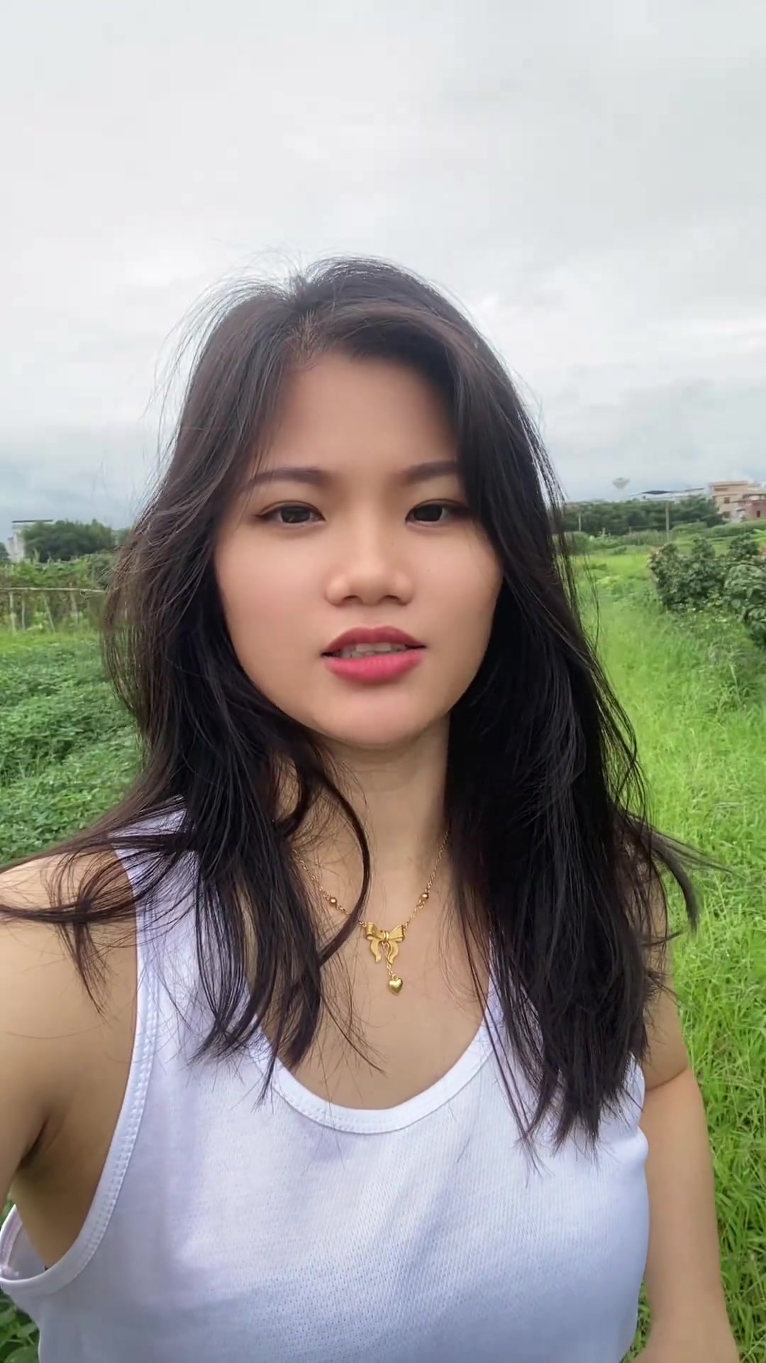 广西表妹演绎农村搞笑生活