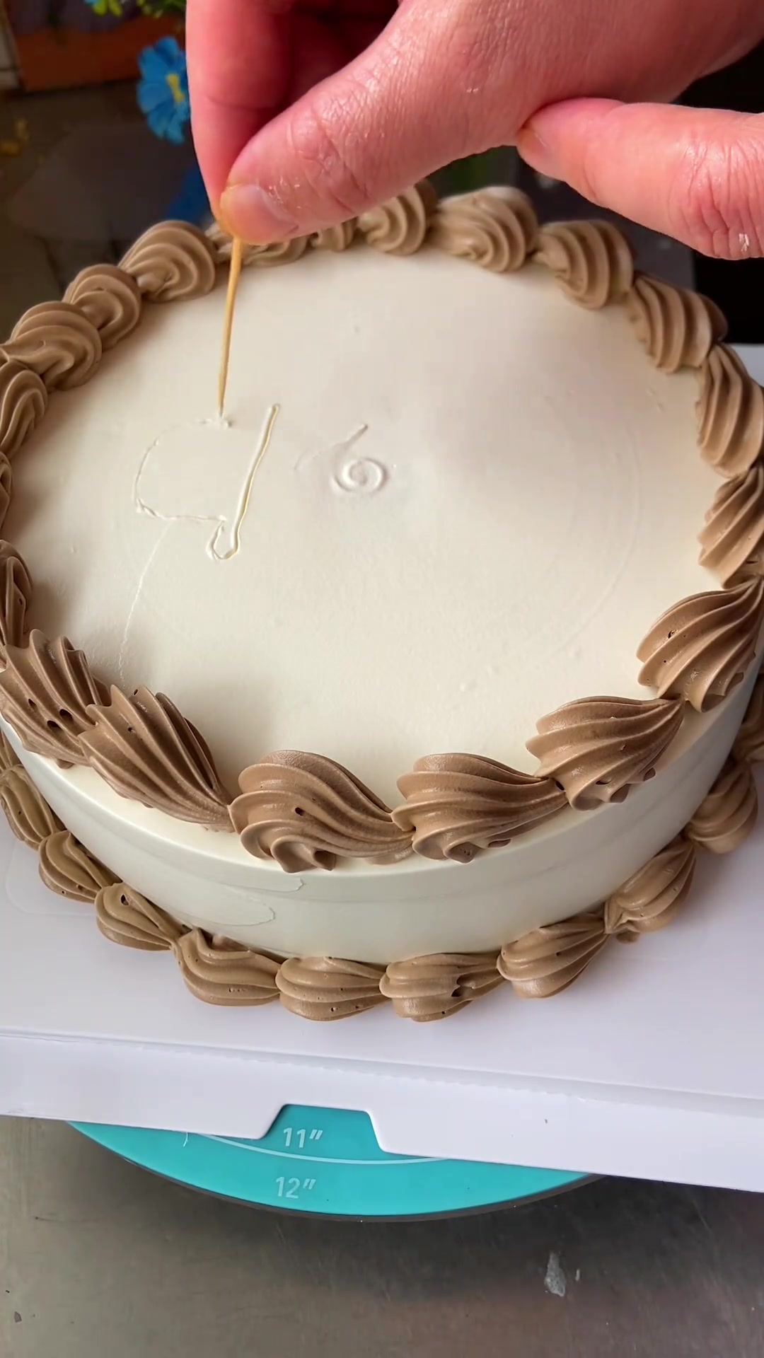 18寸的生日蛋糕