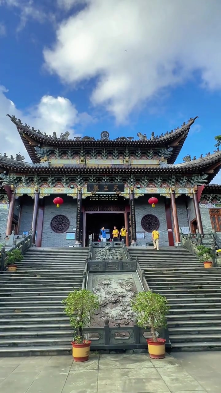 隐匿大鹏半岛的深圳东山寺,散发独特禅意