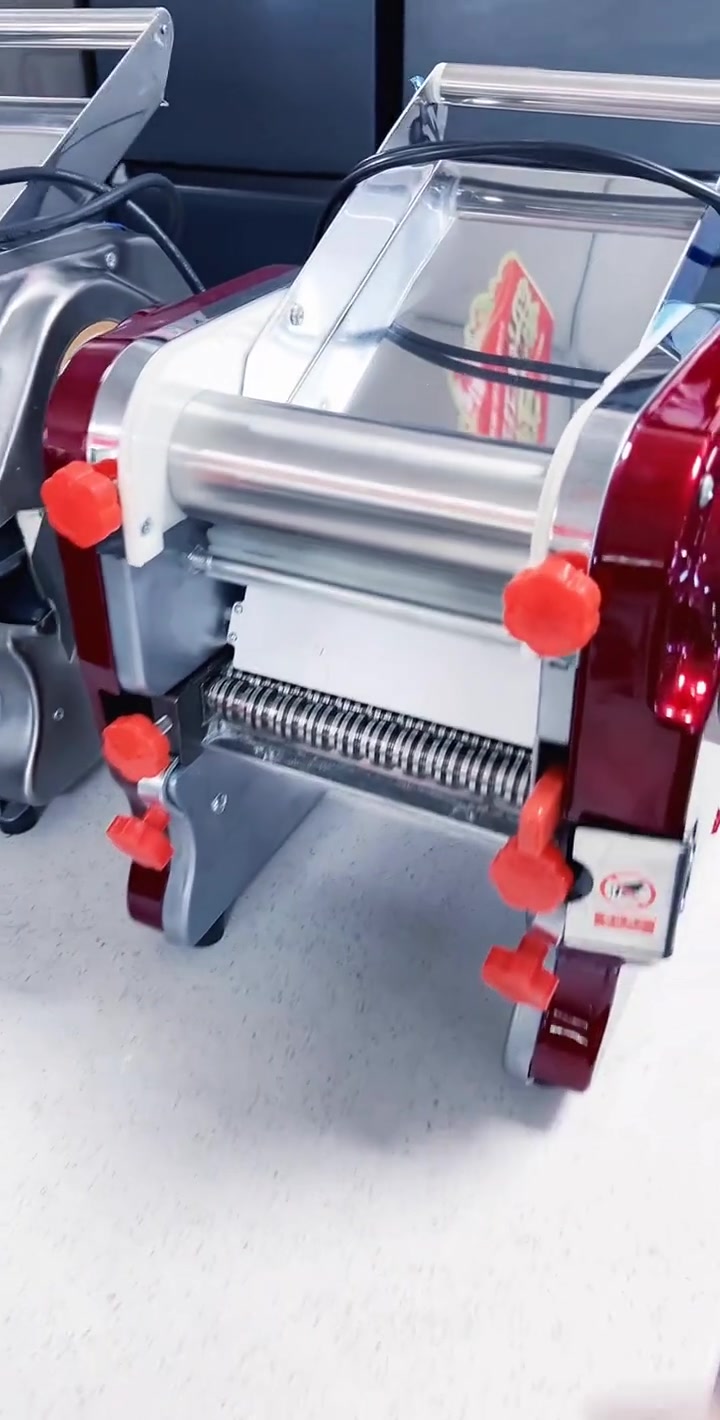 家用小型压面机,简单好用