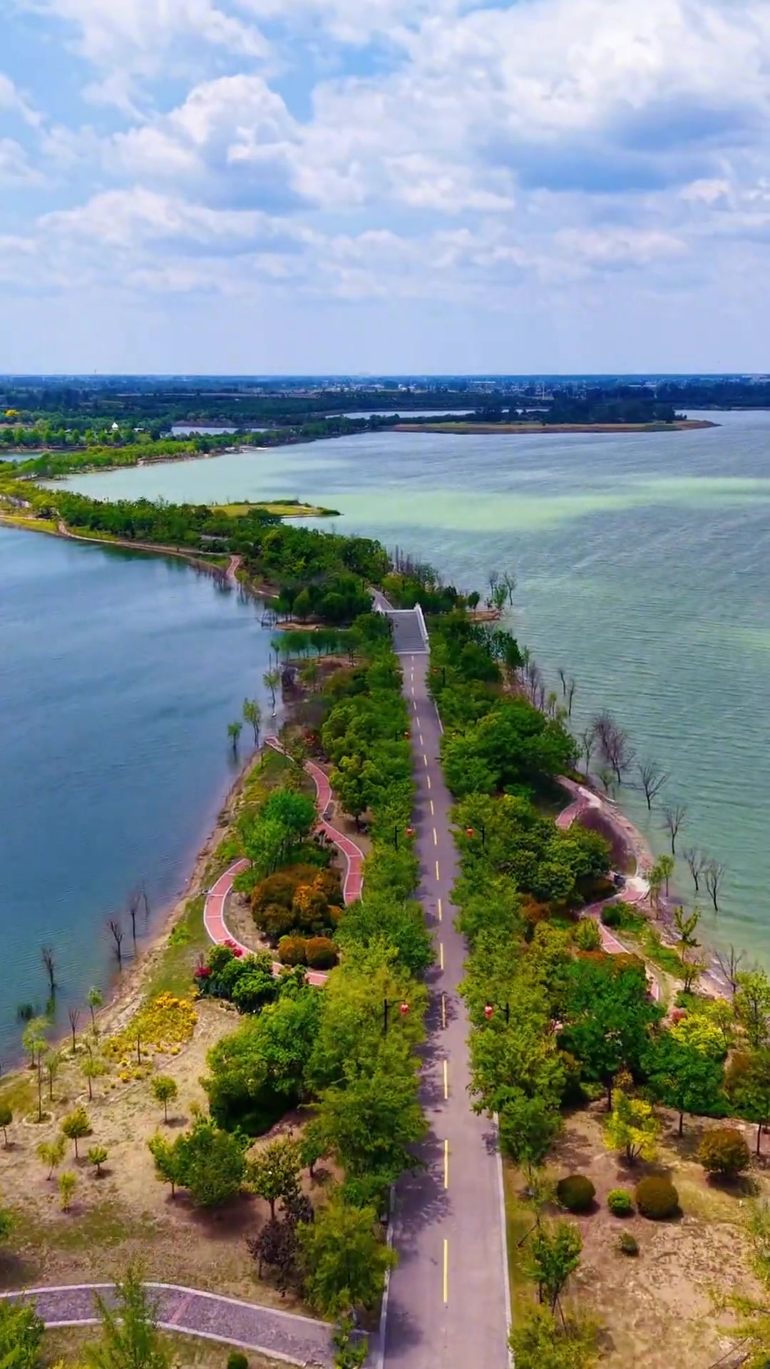 永城日月湖南湖,展现令人陶醉的美丽风光