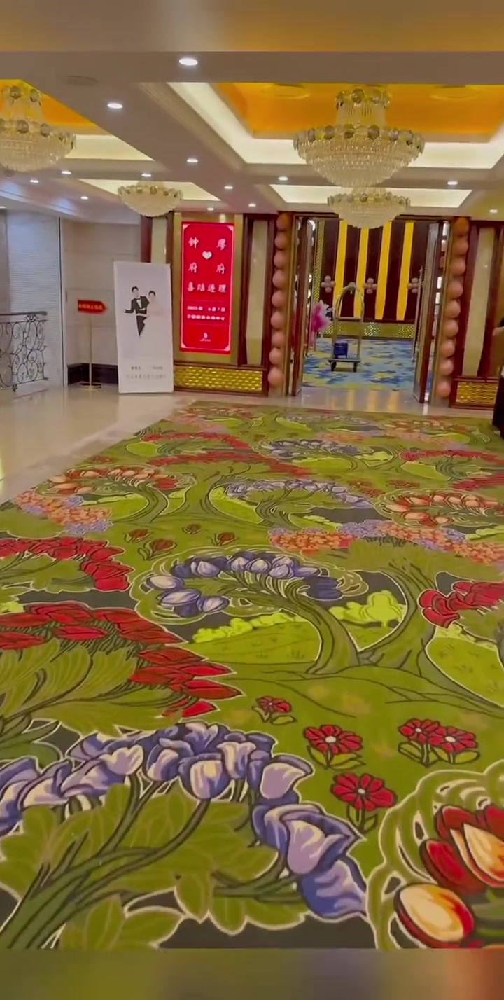 今日两英皇都大酒店钟府婚礼,祝新人美满兴旺