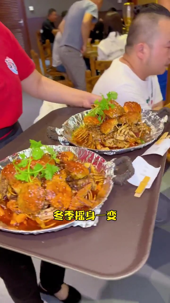 东西湖10年老店亮亮虾城大排档,环境氛围味道都很好