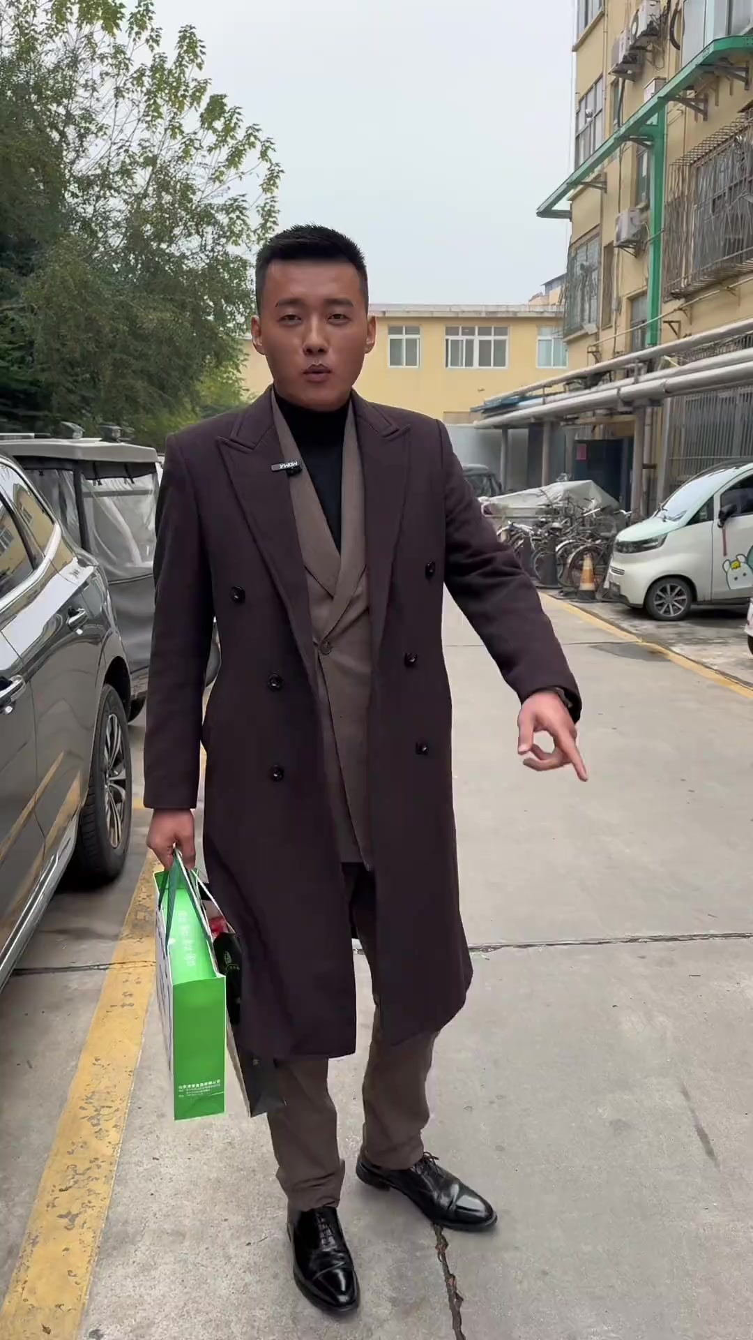 给大斌哥介绍个媳妇,等着喝喜酒,再来济宁园成石化加个便宜油